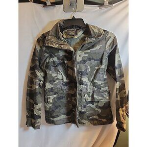 Love Tree Canvas Jacket Womens Medium Camouflage Full Zip Long Sleeve